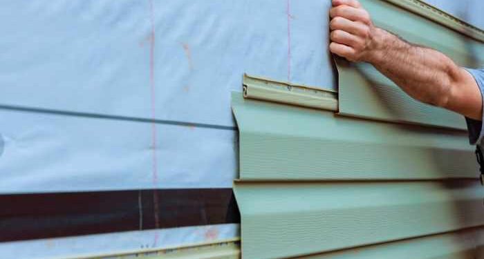 Siding Installation: DIY vs. Hiring a Professional